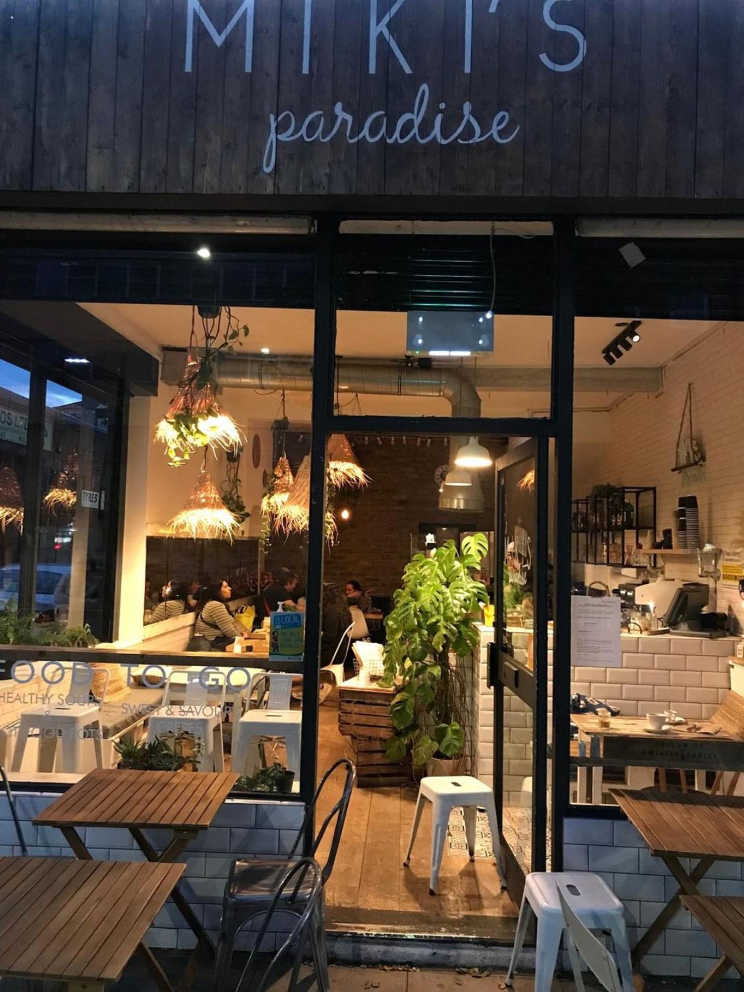 Chic & Trendy Designer Studio With Full Kitchen London Exterior photo